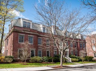 216 Summit Ave APT E101, Brookline, MA 02446