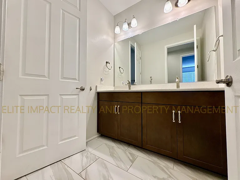 9731 E Lynx Lake Trl — Photo 42