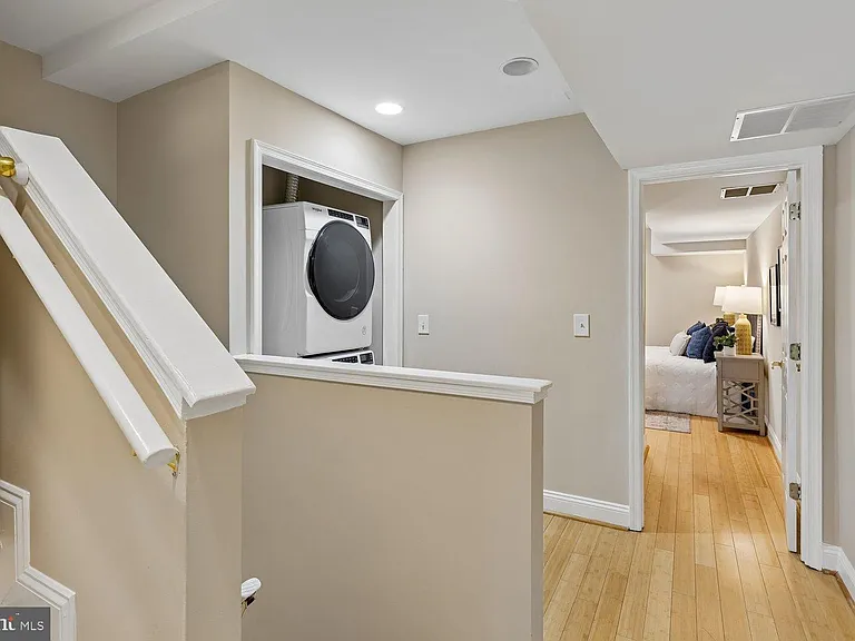 2106 Fleet St — Photo 19