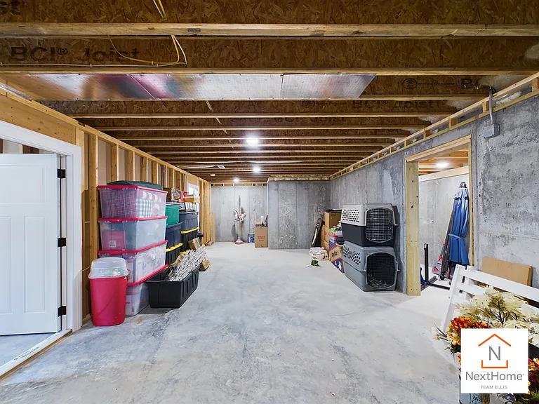112 Alice Dr — Photo 23