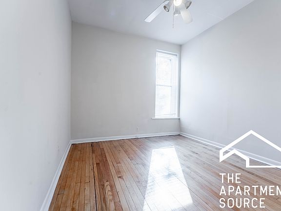 5th image of 1206 W Wrightwood Ave #2