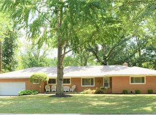1303 Maplewood Dr, Piqua, OH 45356