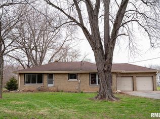 6923 W Wheeler Rd, Peoria, IL 61607