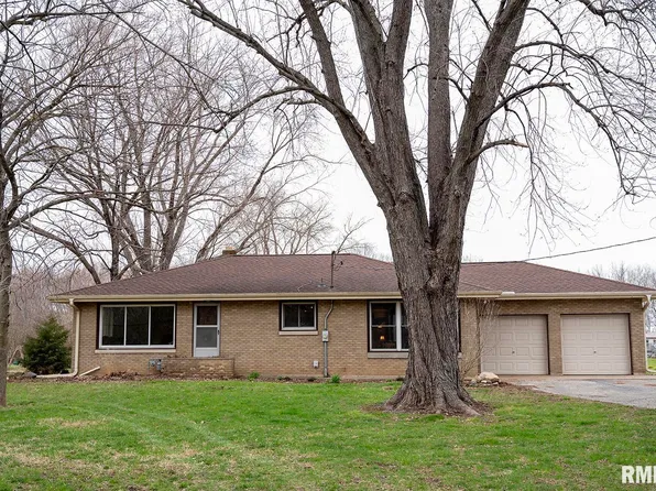 6923 W Wheeler Rd, Peoria, IL 61607