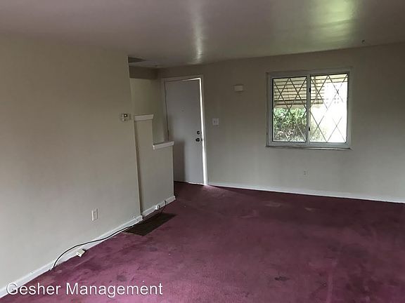 3rd image of 7926 Thon Dr