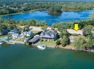 4540 Merrick Rd, Massapequa, NY 11758