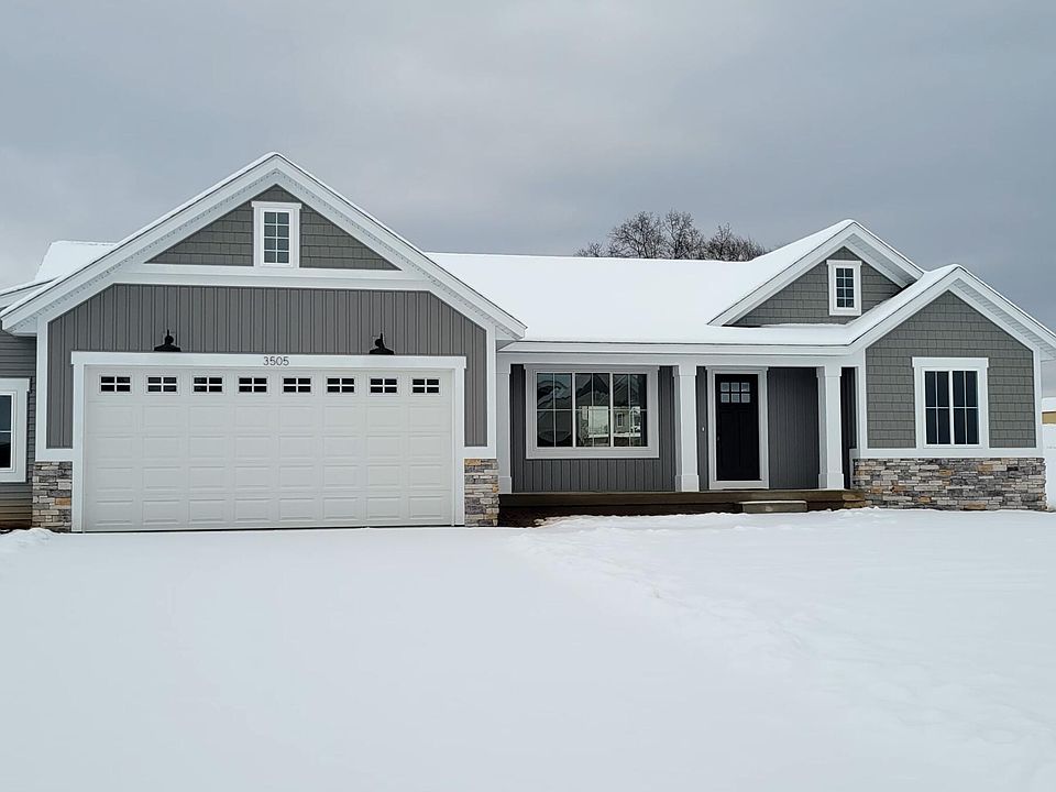 1st image of 3505 N Riverwalk Dr