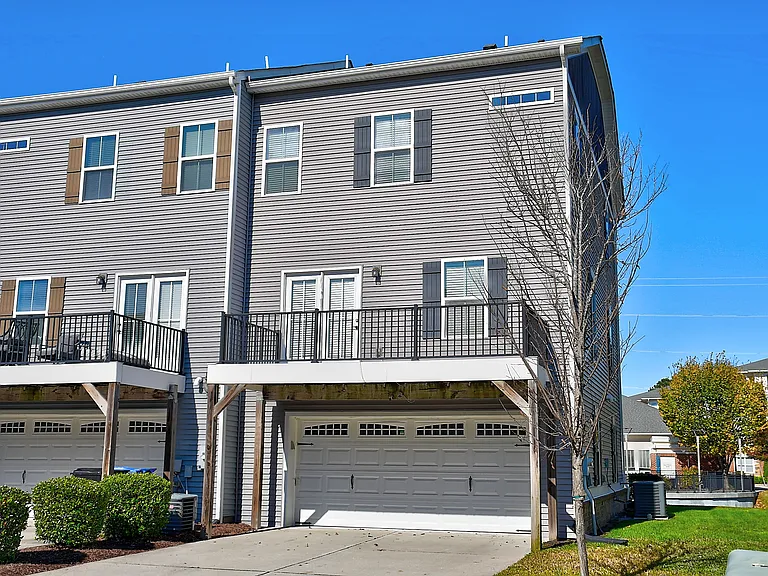 5656 Freewill Ln — Photo 40