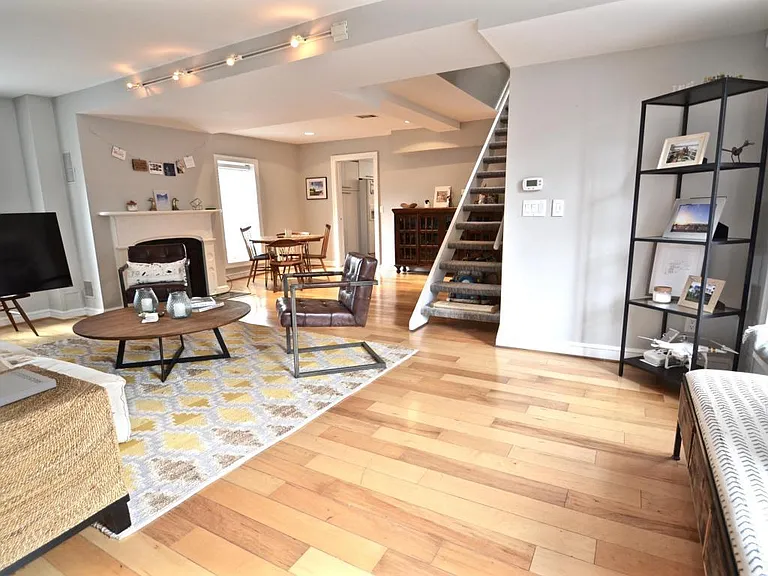 258 Jackson St — Photo 7