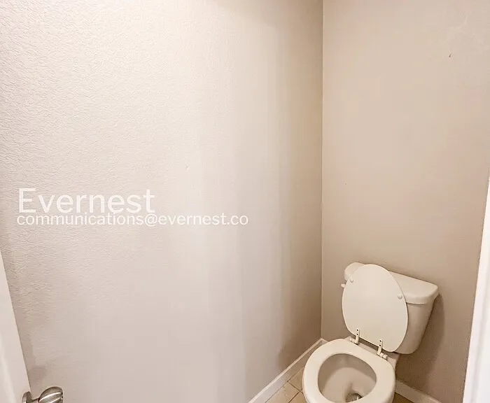 2405 Falkirk Dr — Photo 23