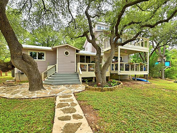 2nd image of 2802 De Soto Dr