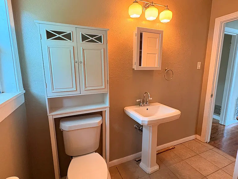 1030 S Azalea Dr — Photo 10
