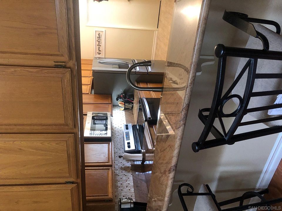 2nd image of 12816 Via Moura