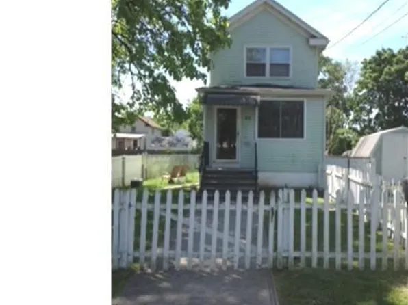 31 E Taylor Ave, Trenton, NJ 08610