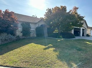 2864 Rialto Ave, Clovis, CA 93611