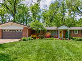 10090 Briarwood Dr, Saint Louis, MO