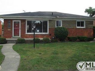 24316 Courtland Ave, Eastpointe, MI 48021