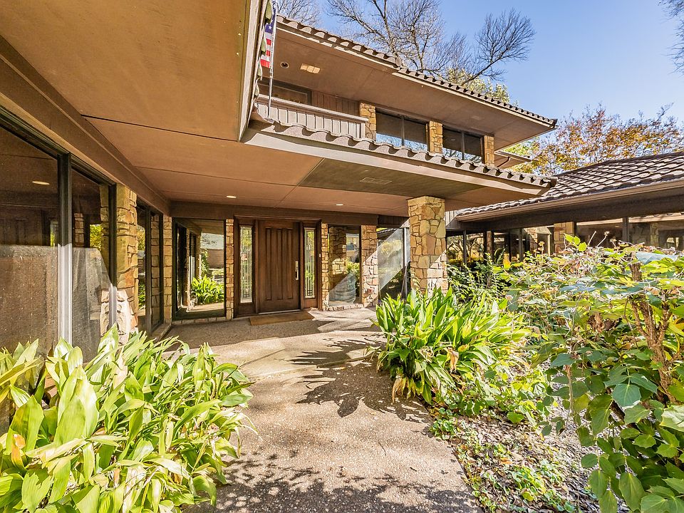 1st image of 4829 Overton Woods Dr