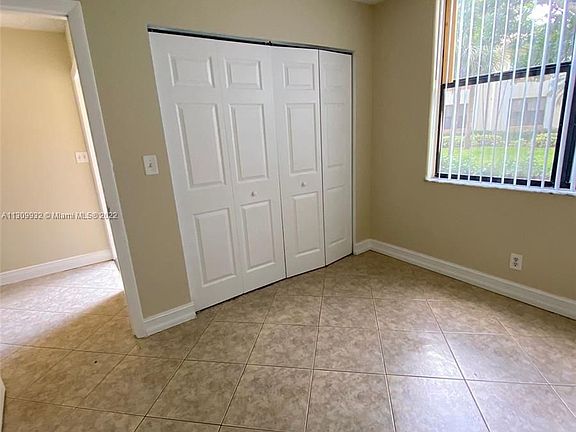 5th image of 1226 S Military Trl APT 2213