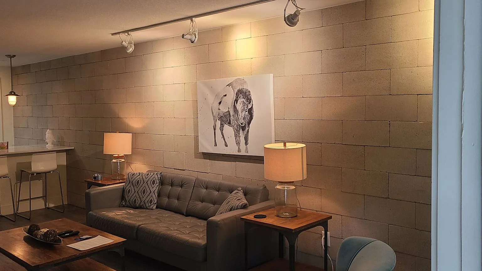 CH-Maxwell Lofts — Photo 2