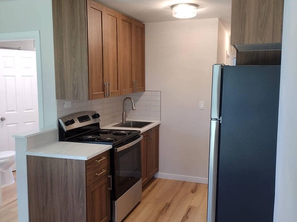 1st image of 3420 S Beaumont Ave #3