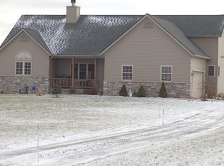 7570 Crocker Rd, Valley City, OH 44280