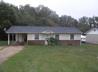 805 8th St, Gaffney, SC 29340