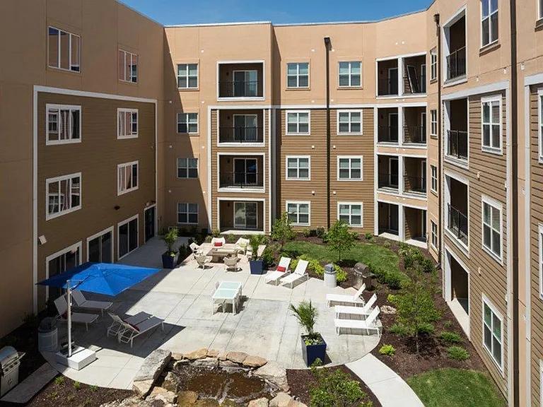 Vanguard Heights — Photo 12