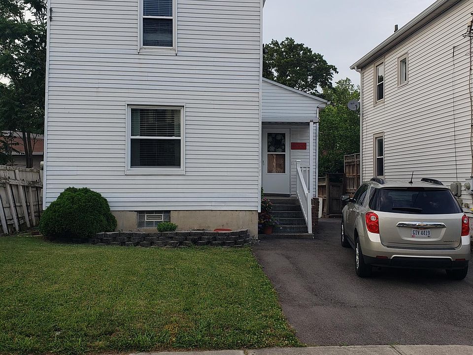 1st image of 2840 Rosella Ave