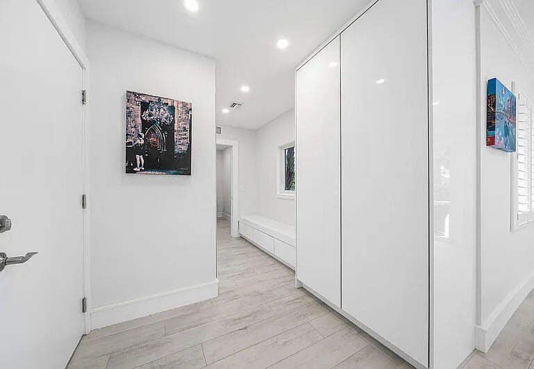 1733 Coral Gardens Dr — Photo 55