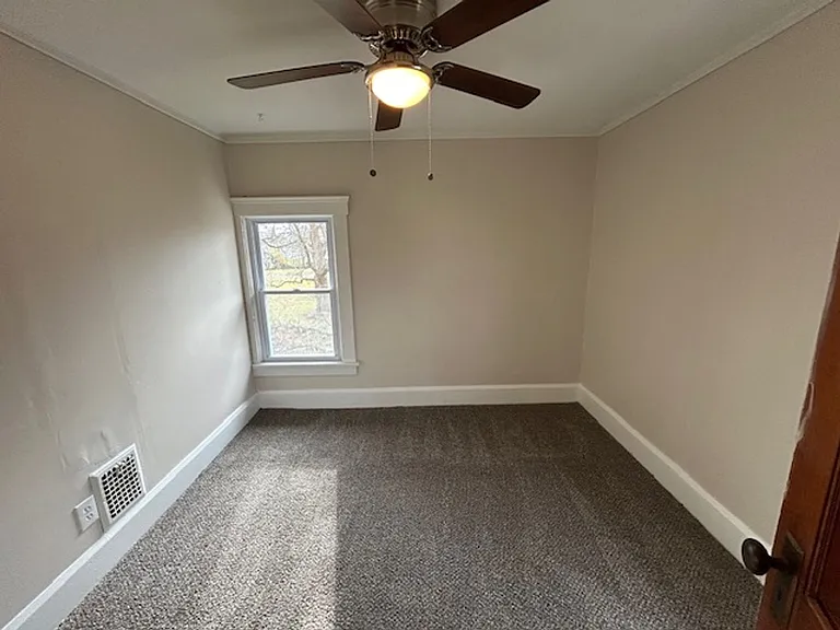 518 Lake Ave — Photo 13
