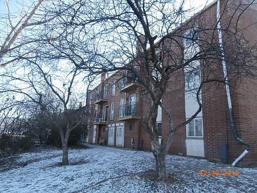 1st image of 105 Elk St #205