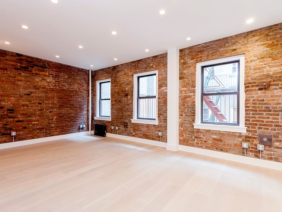 1st image of 239 Mulberry St APT 3R