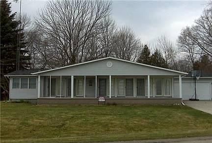 1st image of 7118 Lakeview Dr