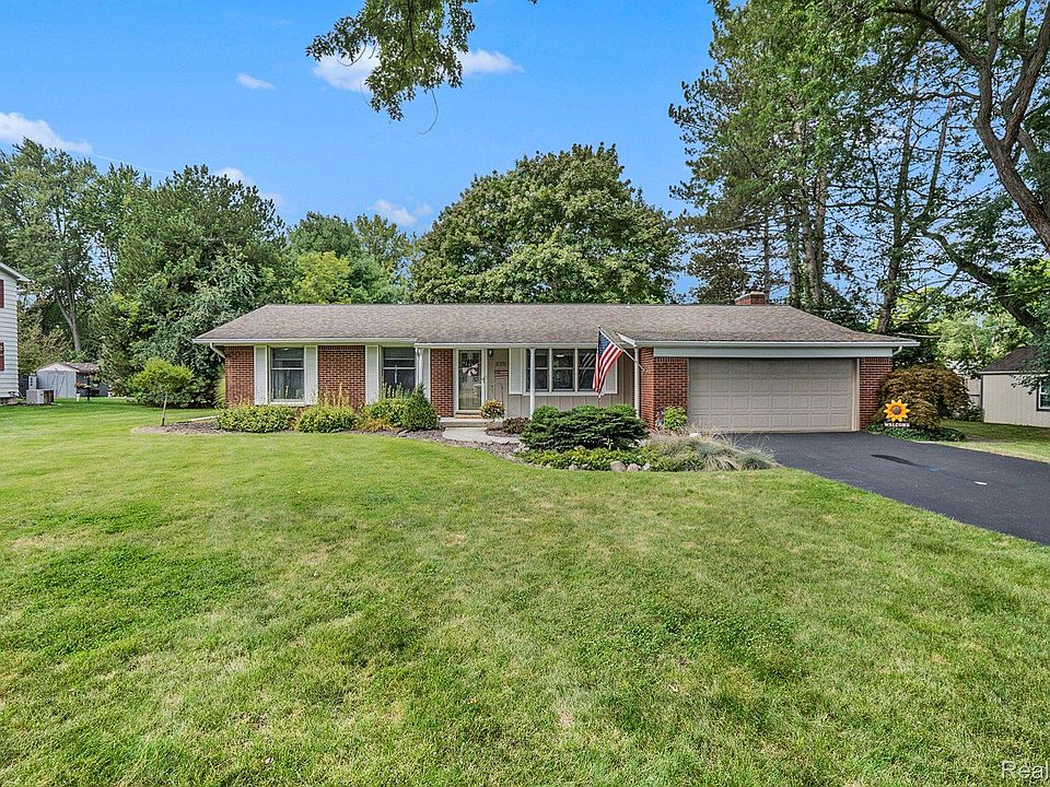 1st image of 1076 Woodnoll Dr