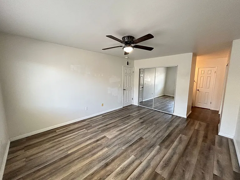 141 N Fonda St — Photo 19