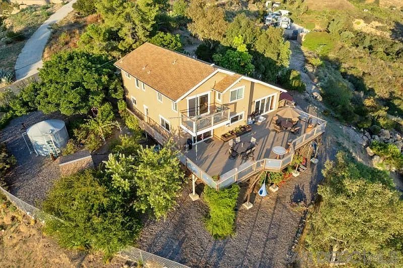 1st image of 17119 Iron Mountain Dr