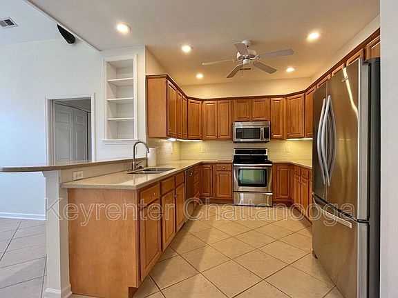 5th image of 6255 Amber Brook Dr