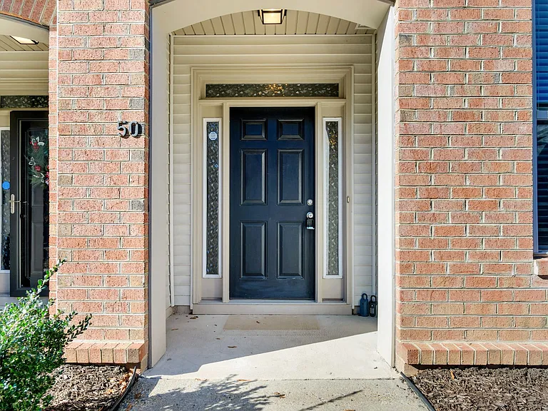 50 Transit Ln — Photo 3