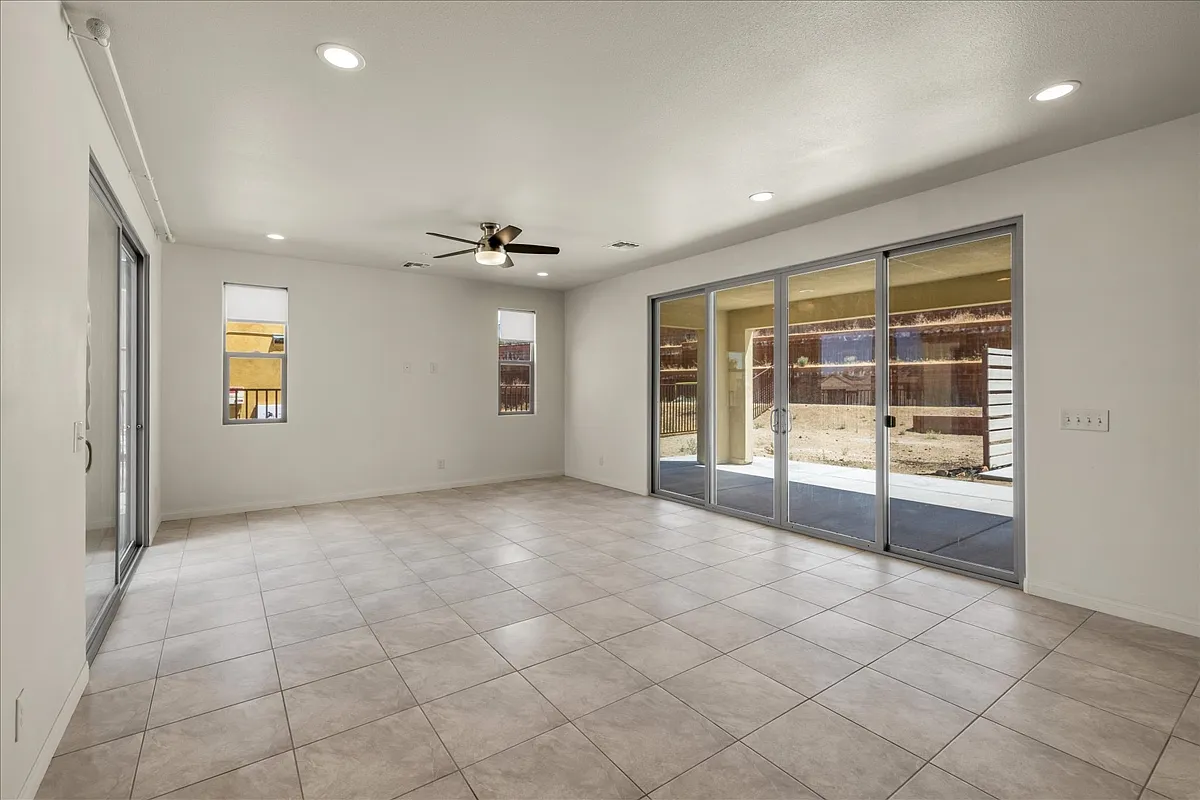 56923 Ivanhoe Drive - 1 — Photo 4