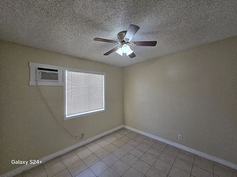5826 Ocotillo Ave — Photo 9