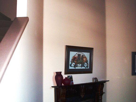 5th image of 233 N Broadway APT O