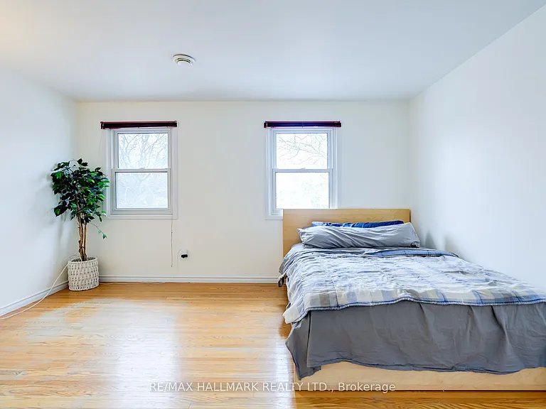 34 Harringay Cres — Photo 31