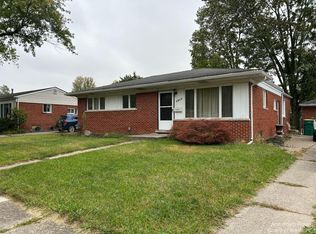 1811 Patrick St, Ypsilanti, MI 48198