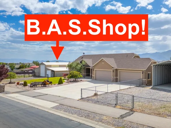 9517 N Faust Station Dr, Eagle Mountain, UT 84005