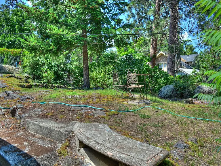 512 W 15th Ave — Photo 22