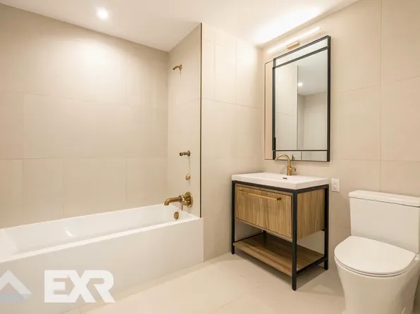 210 Clarkson Avenue image 5 of 14