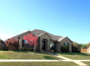 16317 Dustin Ln, Edmond, OK 73013