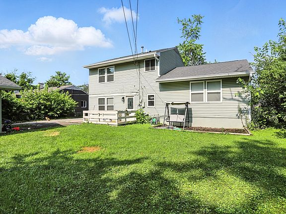 2nd image of 4023 N Arlington Ave