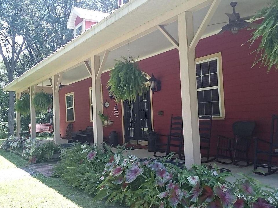 1st image of 18230 NE 35th St